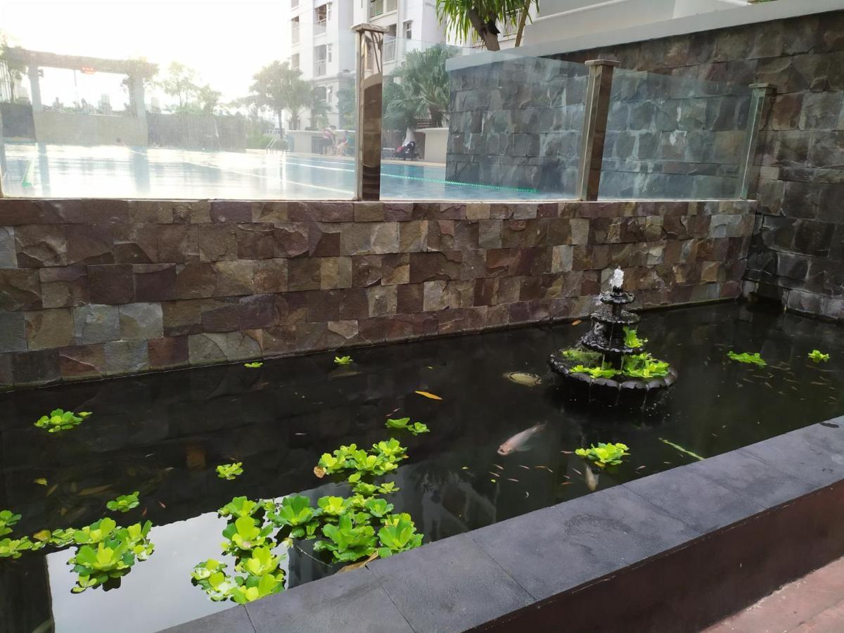 Classy! 2Br Apartment - Modern Comfort In West Jakarta Cbd Buitenkant foto